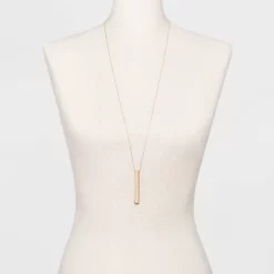 Hammered Bar Pendant Necklace - Universal Thread™ Antique Gold