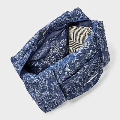 Quilted Weekender Duffel Bag - Universal Thread™ 3 Quilted Weekender Duffel Bag - Universal Thread™ - Image 3