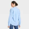Women's Long Sleeve Classic Button-Down Shirt - Universal Thread™