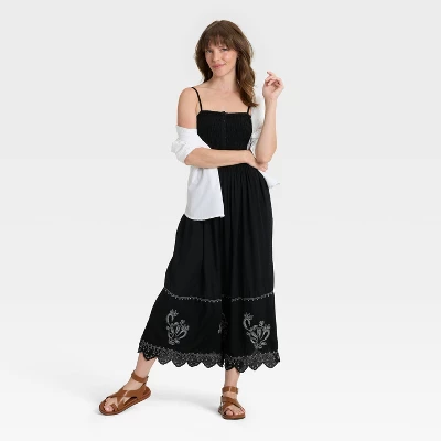 Women's Button-Front Smocked Maxi Sundress - Universal Thread™ Black 2 Women's Button-Front Smocked Maxi Sundress - Universal Thread™ Black - Image 2