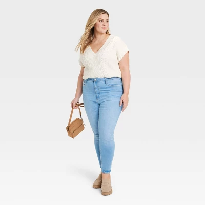 Women's High-Rise Skinny Jeans - Universal Thread™ 2 Women's High-Rise Skinny Jeans - Universal Thread™ - Image 2