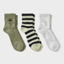 Women's Cushioned Striped 3pk Mid Crew Socks - Universal Thread™ 4-10 13 Women's Cushioned Striped 3pk Mid Crew Socks - Universal Thread™ 4-10 -Universal Thread Shop GUEST 640a2033 6570 459f 93e3 797874bd0a78