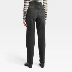 Women's High-Rise 90's Vintage Straight Jeans - Universal Thread™