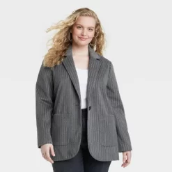 Women's Relaxed Fit Blazer - Universal Thread™ -Universal Thread Shop GUEST a36499e3 e994 4900 8d4b 245d0e4650c8