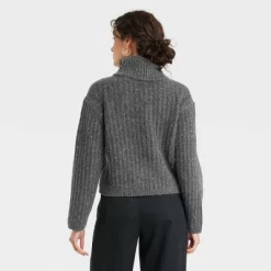 Women's Mock Turtleneck Cashmere-Like Pullover Sweater - Universal Thread™