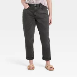 Women's High-Rise Boyfriend Jeans - Universal Thread™ -Universal Thread Shop GUEST b22967a1 8c56 4f73 bdcd 0eee9be631c1