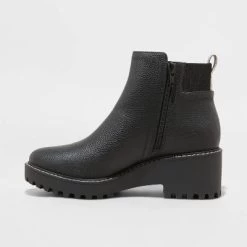 Women's Taci Boots - Universal Thread™ Jet Black