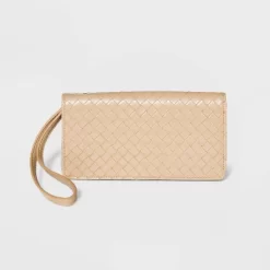 Women's Bifold Wallet - Universal Thread™ 13 Women's Bifold Wallet - Universal Thread™ -Universal Thread Shop GUEST ca4c0736 3fb4 4337 88f8 432c0f159f77