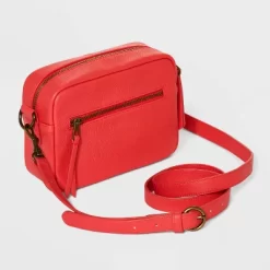 Camera Crossbody Bag With Strap - Universal Thread™ -Universal Thread Shop GUEST cedfa78f 575b 4cc6 8a21 7925f04b5efb