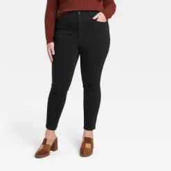 Women's High-Rise Skinny Jeans - Universal Thread™ Black Wash -Universal Thread Shop GUEST e753b153 f3d7 4fd6 b722 22cc82a55e3d