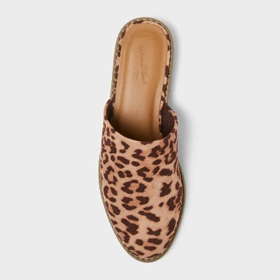 Women’s Rita Mule Flats With Memory Foam Insole – Universal Thread™ 2 Women’s Rita Mule Flats With Memory Foam Insole – Universal Thread™ - Image 2