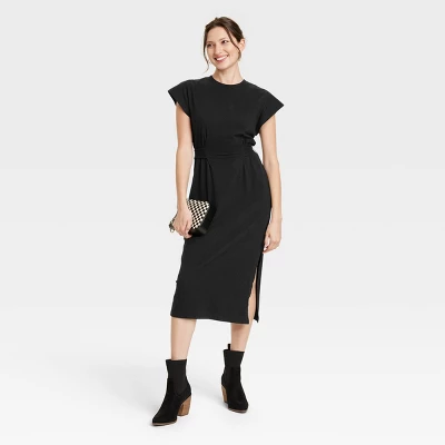 Women's Short Sleeve Knit Wrap Midi Dress - Universal Thread™ 2 Women's Short Sleeve Knit Wrap Midi Dress - Universal Thread™ - Image 2