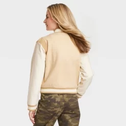 Women's Shrunken Varsity Jacket - Universal Thread™