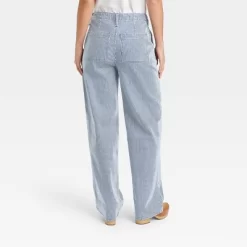 Women's High-Rise Straight Jeans - Universal Thread™